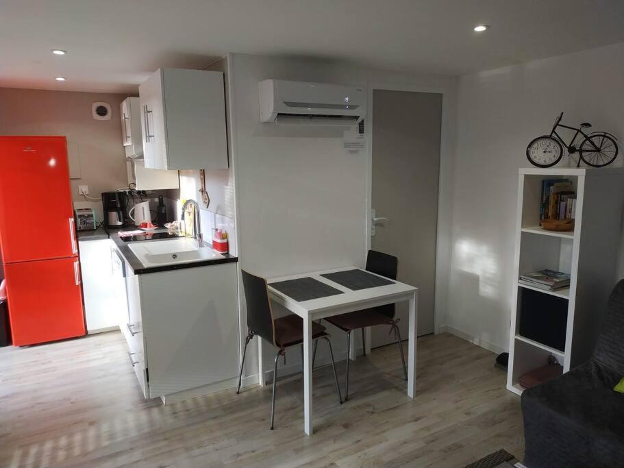 Studio Jacuzzi Prive A 8 Min A Pied De La Plage Lejlighed La Ciotat Eksteriør billede