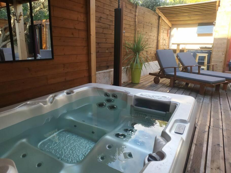 Studio Jacuzzi Prive A 8 Min A Pied De La Plage Lejlighed La Ciotat Eksteriør billede