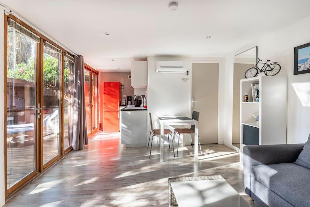 Studio Jacuzzi Prive A 8 Min A Pied De La Plage Lejlighed La Ciotat Eksteriør billede